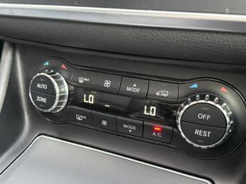 MERCEDES-BENZ GLA 2.1 GLA200d Sport Premium Plus