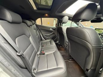 MERCEDES-BENZ GLA 2.1 GLA200d Sport Premium Plus