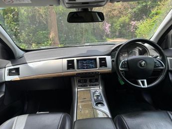 JAGUAR XF 2.2d Premium Luxury Auto Euro 5 (s/s) 4dr