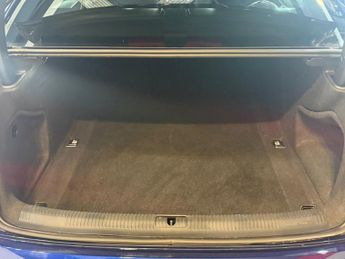 AUDI A4 2.0 TFSI 40 S line(cat-s)