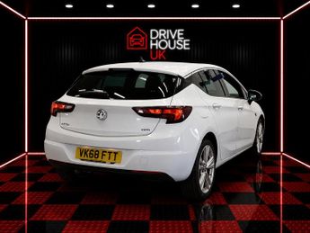 VAUXHALL ASTRA 1.6 CDTi BlueInjection SRi Nav