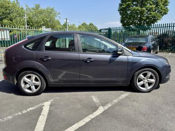 FORD FOCUS 1.6 Zetec 5dr Auto