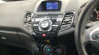 FORD FIESTA 1.0 T EcoBoost Titanium X