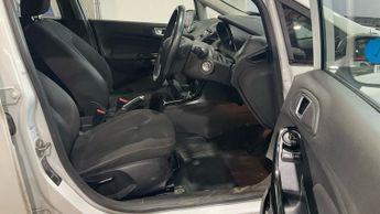 FORD FIESTA 1.0 T EcoBoost Zetec