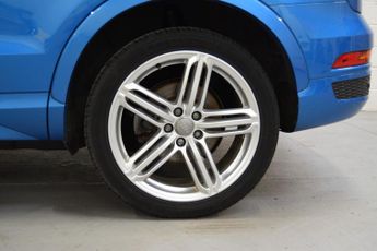 AUDI Q3 2.0 TDI S line Plus