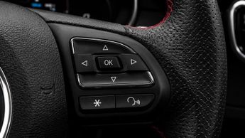 MG MG ZS 72.6kWh Trophy Long Range