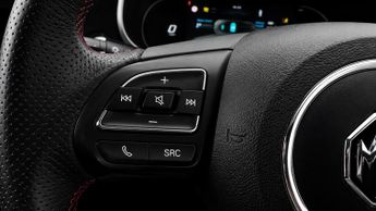 MG MG ZS 72.6kWh Trophy Long Range