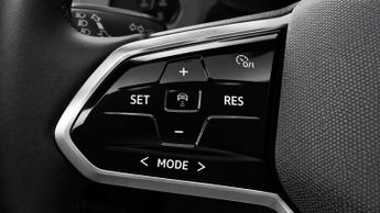 VOLKSWAGEN ID.3 Pro 58kWh Life