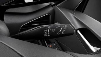 VOLKSWAGEN ID.3 Pro 58kWh Life
