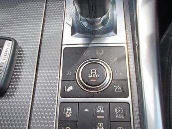 LAND ROVER RANGE ROVER SPORT 3.0 SD V6 Autobiography Dynamic