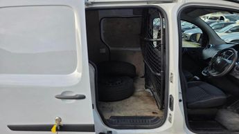 RENAULT KANGOO E Z.E. Auto RWD L2 H1 3dr