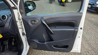 RENAULT KANGOO E Z.E. Auto RWD L2 H1 3dr