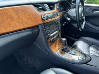 MERCEDES-BENZ CLS 3.0 CLS320 CDI