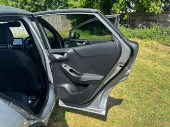 FORD PUMA 1.0 T EcoBoost Titanium