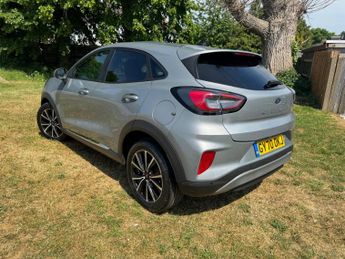 FORD PUMA 1.0 T EcoBoost Titanium