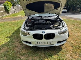 BMW 1 SERIES 1.6 116i SE 5-door