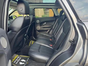 LAND ROVER RANGE ROVER EVOQUE 2.0 TD4 SE Tech