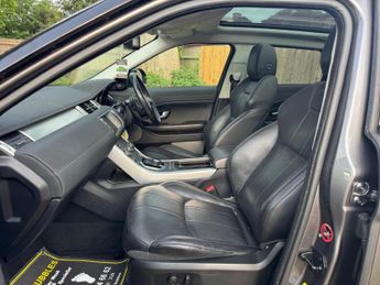 LAND ROVER RANGE ROVER EVOQUE 2.0 TD4 SE Tech