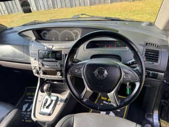 SSANGYONG TURISMO 2.2 D EX