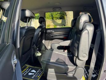 SSANGYONG TURISMO 2.2 D EX