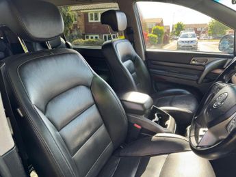SSANGYONG TURISMO 2.2 D EX