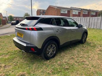 PEUGEOT 2008 1.2 PureTech Active