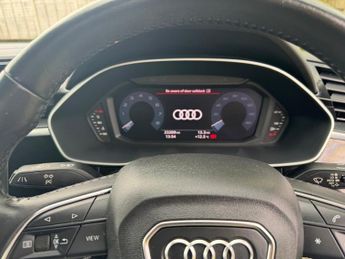 AUDI Q3 1.5 TFSI CoD 35 Sport
