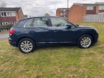 AUDI Q3 1.5 TFSI CoD 35 Sport