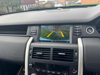 LAND ROVER DISCOVERY SPORT 2.0 TD4 HSE