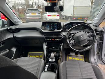 PEUGEOT E-208 50kWh Active