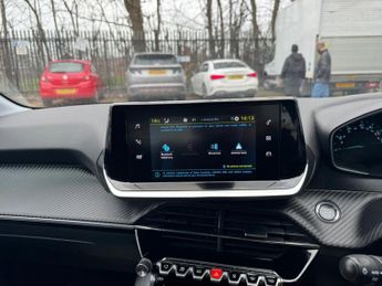 PEUGEOT E-208 50kWh Active