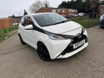 Toyota AYGO 1.0 VVT-i x-play