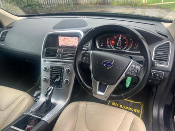 VOLVO XC60 2.0 SE Nav D4