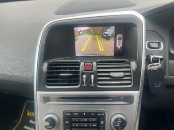 VOLVO XC60 2.0 SE Nav D4