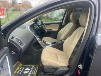 VOLVO XC60 2.0 SE Nav D4