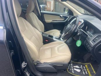 VOLVO XC60 2.0 SE Nav D4