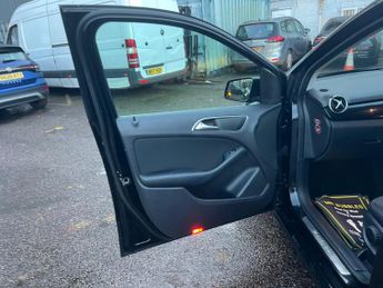MERCEDES-BENZ B CLASS 1.6 B180 BlueEfficiency SE