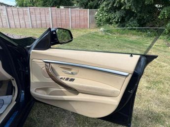 BMW 3 SERIES GRAN TURISMO 2.0 320i Luxury