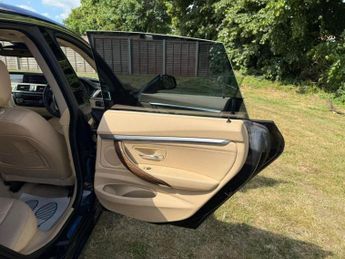 BMW 3 SERIES GRAN TURISMO 2.0 320i Luxury