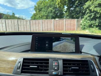 BMW 3 SERIES GRAN TURISMO 2.0 320i Luxury