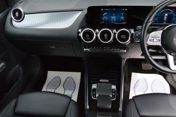 MERCEDES-BENZ B CLASS 1.3 B200 Sport