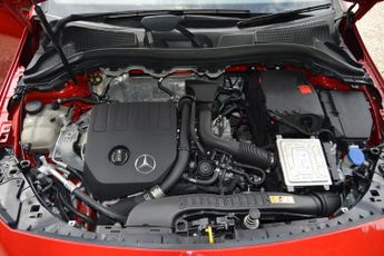 MERCEDES-BENZ B CLASS 1.3 B200 Sport