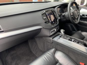 VOLVO XC90 2.0 Momentum D5 PowerPulse AWD
