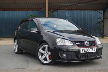 Volkswagen Golf GTi 2.0 TFSI GTI Pirelli