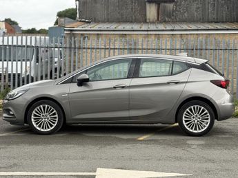 VAUXHALL ASTRA 1.4 i Turbo Elite Nav