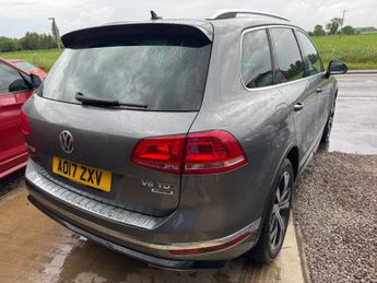 VOLKSWAGEN TOUAREG 3.0 TDI V6 R-Line