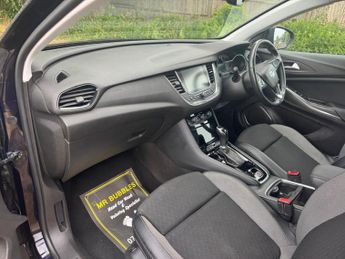 VAUXHALL GRANDLAND X 1.2 Turbo Sport Nav