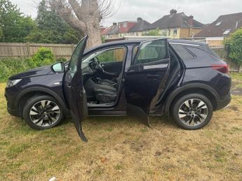 VAUXHALL GRANDLAND X 1.2 Turbo Sport Nav