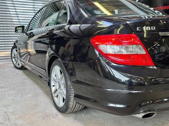 MERCEDES-BENZ C CLASS 1.8 C180 BlueEfficiency Sport Auto Euro 5 4dr