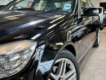 MERCEDES-BENZ C CLASS 1.8 C180 BlueEfficiency Sport Auto Euro 5 4dr